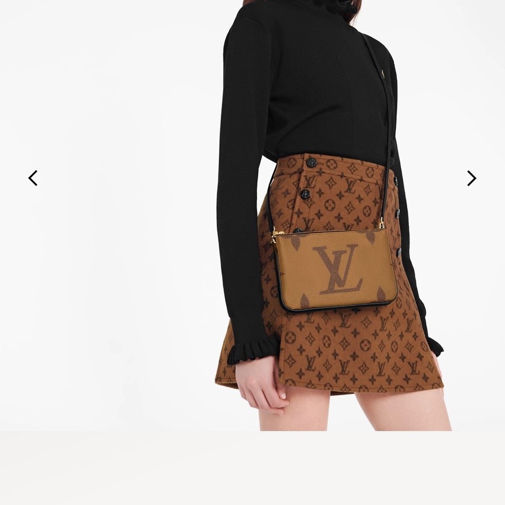 Louis Vuitton Double Zip Pochette